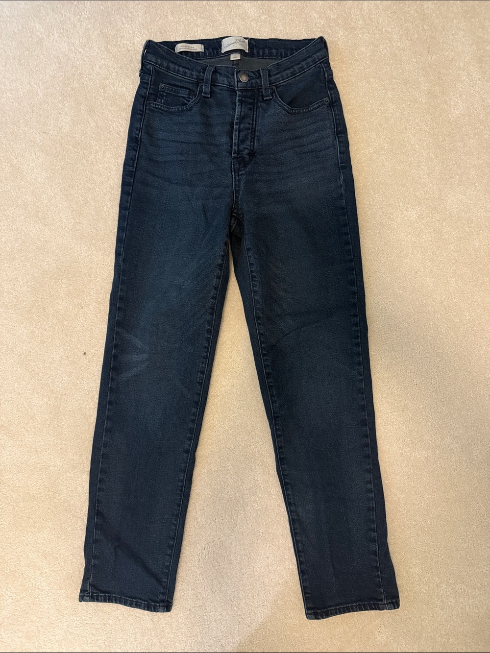 Universal Thread High-Rise Dark Wash Women's Jeans